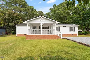 205 Austin St, Four Oaks, NC 27524 - Photo 1