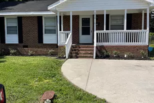 1210 Fayetteville St, Smithfield, NC 27577 - Photo 1