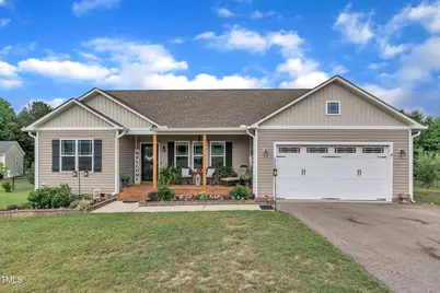 272 W Gennessee Drive, Zebulon, NC 27597 - Photo 1