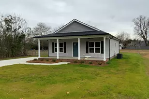 221 E Jackson St, Coats, NC 27521 - Photo 1