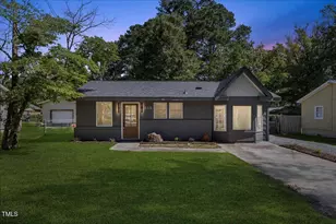 506 W Walnut St, Selma, NC 27576 - Photo 1