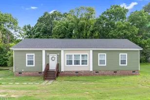 214 Perry St, Louisburg, NC 27549 - Photo 1