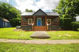 416 Everett St, Burlington, NC 27215 - Photo 1