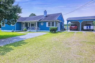 1400 East Broad, Elizabethtown, NC 28337 - Photo 1