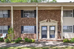 1002 Willow Dr, Chapel Hill, NC 27514 - Photo 1