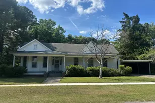 303 E Oak St, Lucama, NC 27851 - Photo 1