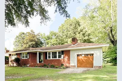 908 N Church Street, Zebulon, NC 27597 - Photo 1