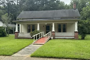 220 E Branch St, Spring Hope, NC 27882 - Photo 1