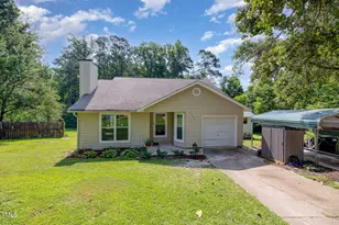 5700 Eagle Pass Cir, Fayetteville, NC 28304 - Photo 1