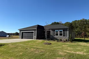 215 Maxwell Farm Ln, Selma, NC 27576 - Photo 1