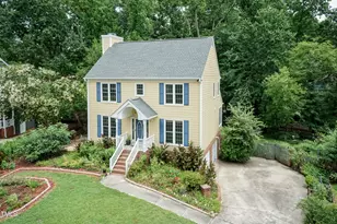 8 Cedar Hill Dr, Durham, NC 27713 - Photo 1