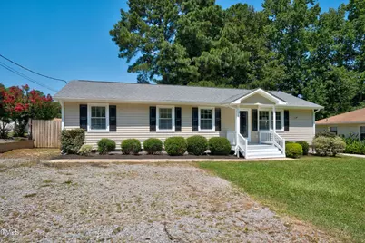 406 S Clark Street, Nashville, NC 27856 - Photo 1