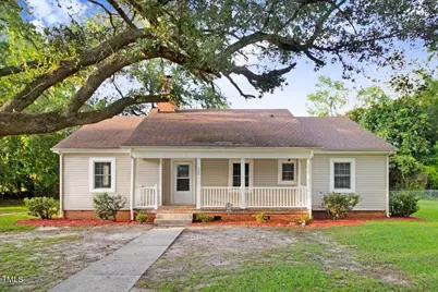 507 E Woodall Street, Smithfield, NC 27577 - Photo 1