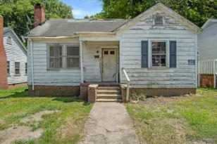 116 N College St, Henderson, NC 27536 - Photo 1