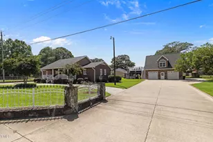 175 Galilee Rd, Smithfield, NC 27577 - Photo 1