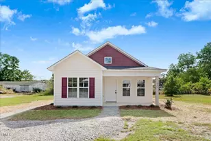303 E James St, La Grange, NC 28551 - Photo 1