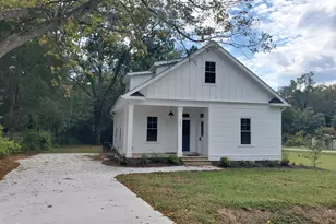 307 Darden St, Norlina, NC 27563 - Photo 1