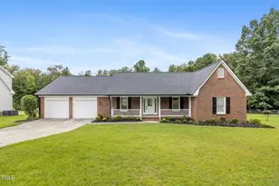 8226 Shoreway Dr, Fayetteville, NC 28304 - Photo 1