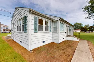 603 N Caswell St, La Grange, NC 28551 - Photo 1