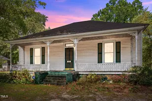 412 W Walnut St, Tarboro, NC 27886 - Photo 1
