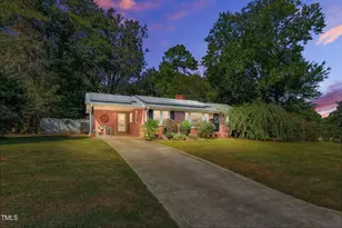 908 Park Ave, Garner, NC 27529 - Photo 1