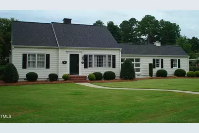 126 Fairfield Circle, Dunn, NC 28334 - Photo 1