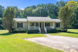 319 S Currie Dr, Sanford, NC 27330 - Photo 1