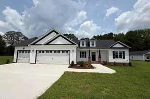 105 Lynn Ln, Selma, NC 27576 - Photo 1