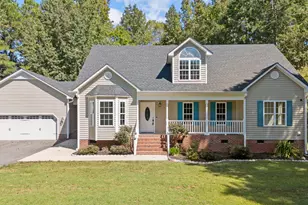 322 Hunter Ln, Zebulon, NC 27597 - Photo 1