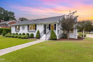 500 W Woodall St, Benson, NC 27504 - Photo 1