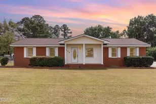 274 E Erwin St, Coats, NC 27521 - Photo 1