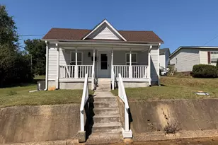 307 Broad St, Roxboro, NC 27573 - Photo 1