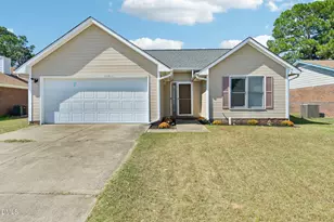 1616 Winnabow Dr, Fayetteville, NC 28304 - Photo 1