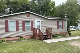 204 Hill St, Smithfield, NC 27577 - Photo 1