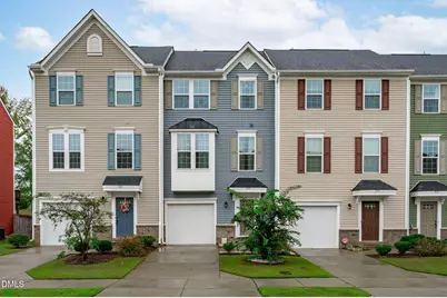 925 Arnold Place Drive, Fuquay-Varina, NC 27526 - Photo 1