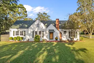 600 N Baker St, Four Oaks, NC 27524 - Photo 1