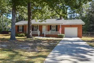 27 White Oak Dr, Smithfield, NC 27577 - Photo 1