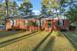 1006 W Divine St, Dunn, NC 28334 - Photo 1