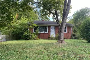 438 Dudley St, Burlington, NC 27217 - Photo 1