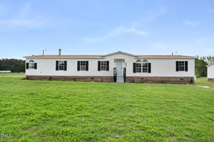 2048 Towncrier Dr, Kinston, NC 28504 - Photo 1