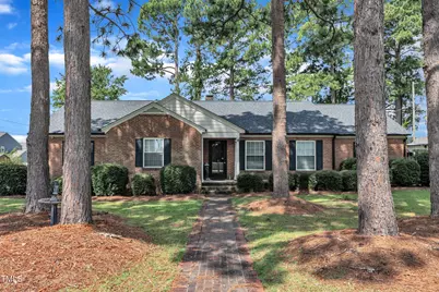 302 S Pine Street, Benson, NC 27504 - Photo 1