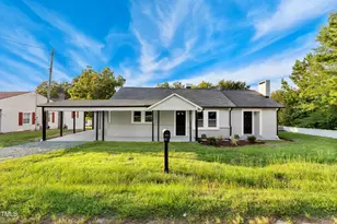 525 E Stewart St, Coats, NC 27521 - Photo 1