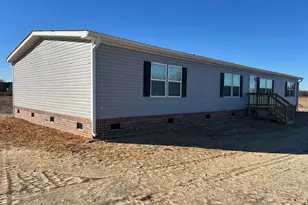 2354 E Mt Gilead Church Rd, Clinton, NC 28328 - Photo 1