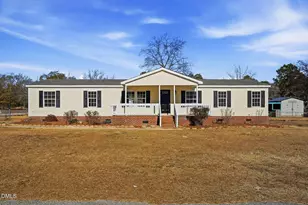 209 Huck Finn Ct, Hope Mills, NC 28348 - Photo 1