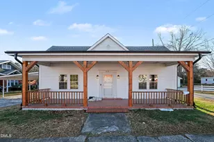 213 W Parrish Dr, Benson, NC 27504 - Photo 1