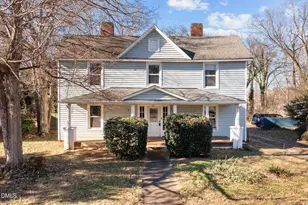 306 N Maple St, Graham, NC 27253 - Photo 1
