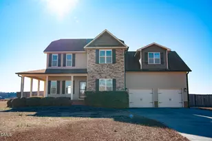 71 Gillis Ct, Coats, NC 27521 - Photo 1