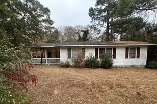 2423 John Smith Rd, Fayetteville, NC 28306 - Photo 1