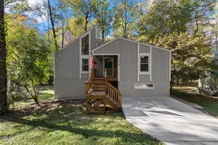 1229 Selwyn Ln, Cary, NC 27511 - Photo 1