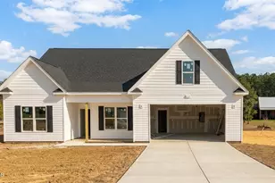 77 Sundrops Trl, Dunn, NC 28334 - Photo 1